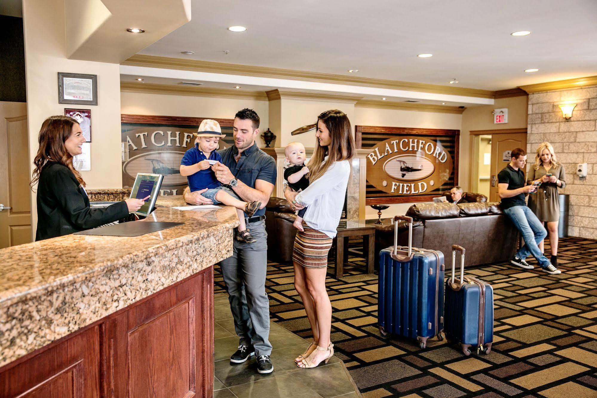 Chateau Nova Kingsway Edmonton Dış mekan fotoğraf