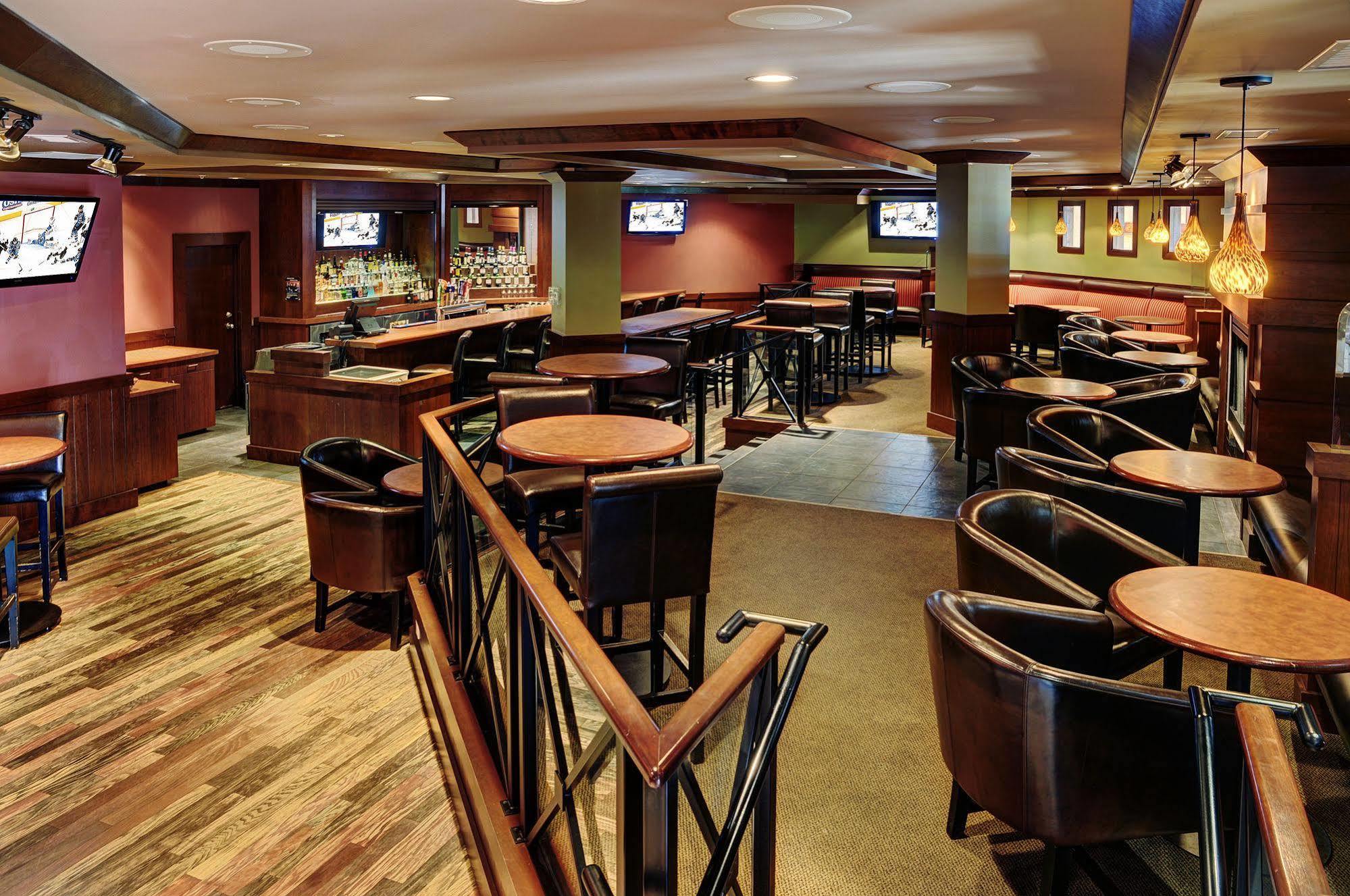 Chateau Nova Kingsway Edmonton Dış mekan fotoğraf